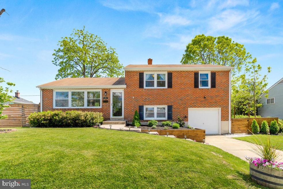 601 Wallerson Rd, Catonsville, MD 21228 - photo 1