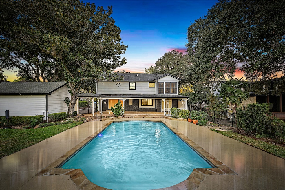 For Sale $480,000 • Co-Listing Agent