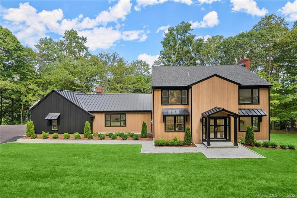 75 Sheridan Dr, New Canaan, CT 06840 - photo 1