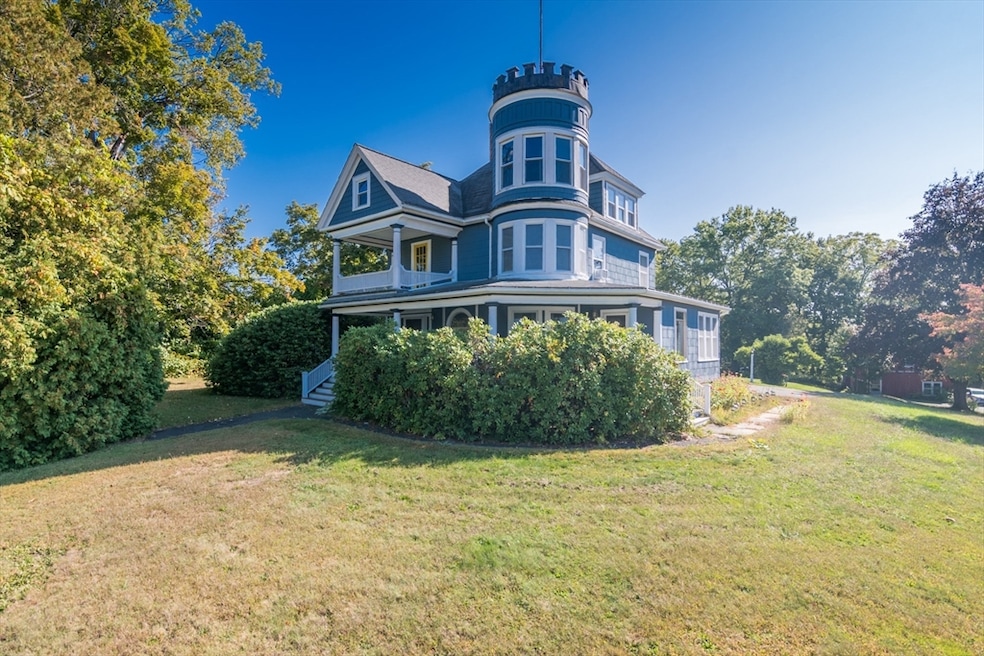 108 College St, South Hadley, MA 01075 - photo 1