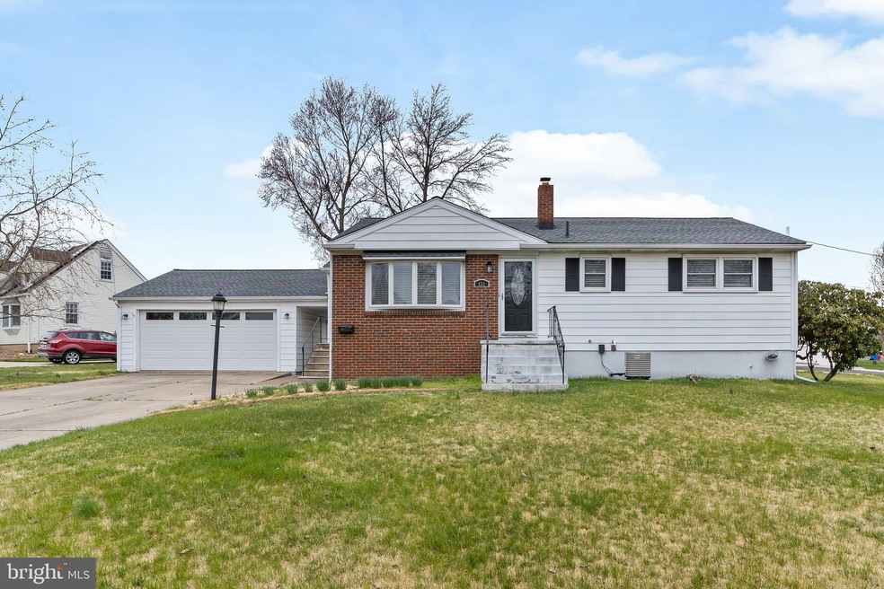 331 County Ave, Maple Shade, NJ 08052 - photo 1