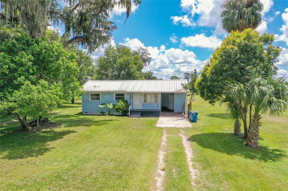 111 S Hendry Ave, Fort Meade, FL 33841 - photo 1