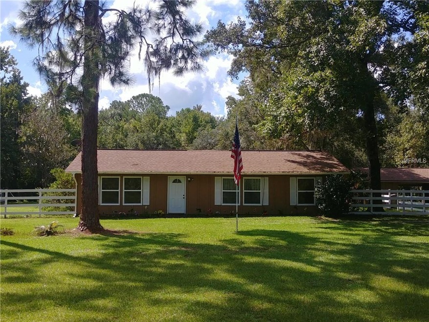 3 Bedroom 2 Bath Canal front home on almost an acr