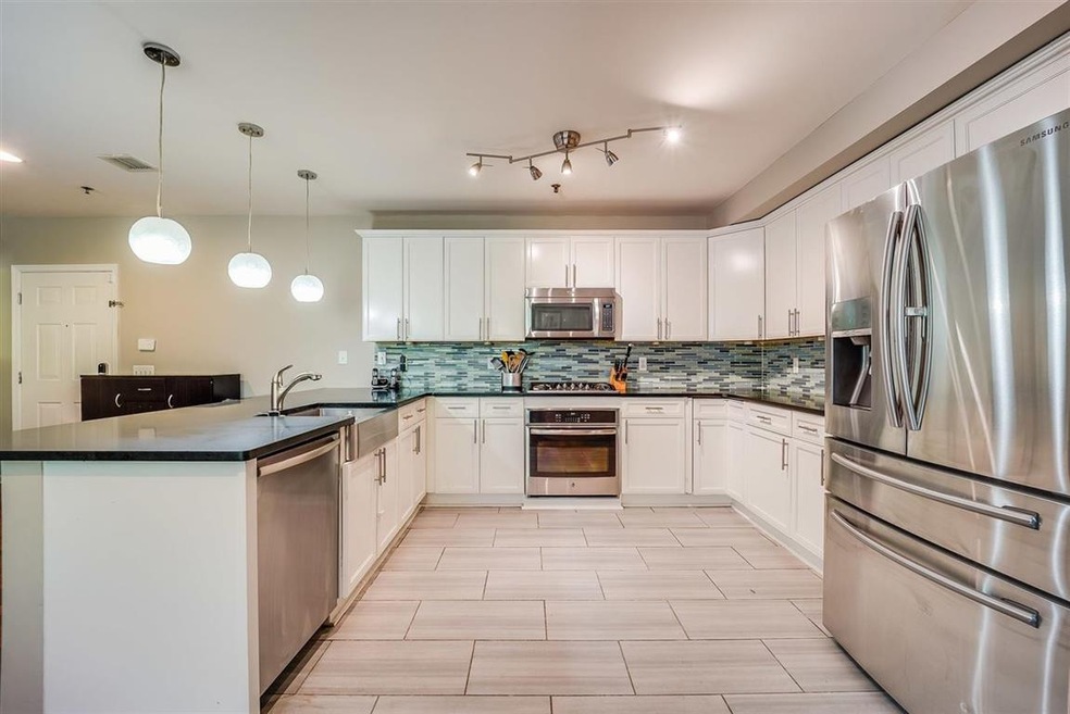 650 2nd St unit 2D, Hoboken, NJ 07030 - photo 1