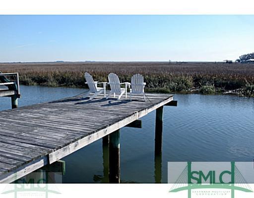 Waterfront/Dock/Pier. deep water view!