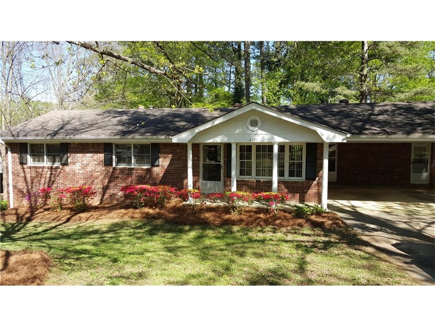 Beautifully maintained, 4 sided brick Georgian Ran