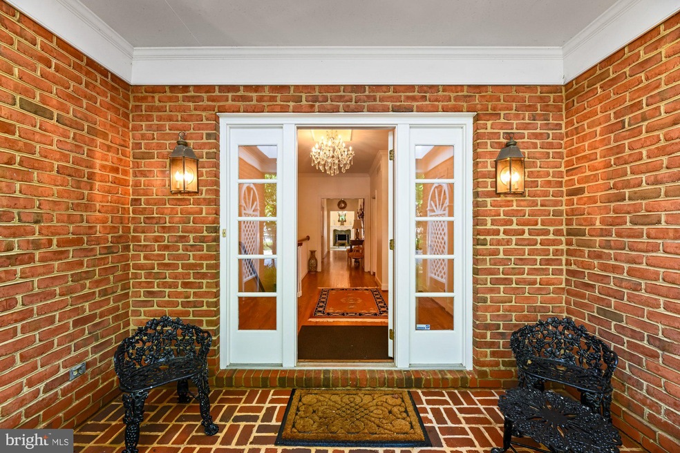 610 Brightwood Club Dr, Lutherville Timonium, MD 21093 - photo 1