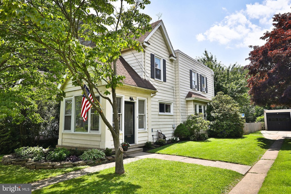 2152 Chestnut Ave, Ardmore, PA 19003 - photo 1