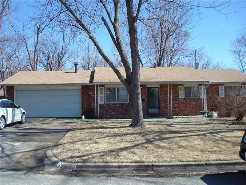 807 N 15th St, Rogers, AR 72756 - photo 1