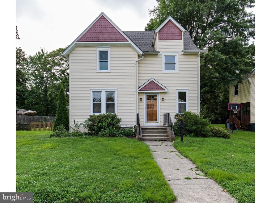 211 Washington Ave, Laurel Springs, NJ 08021 - photo 1