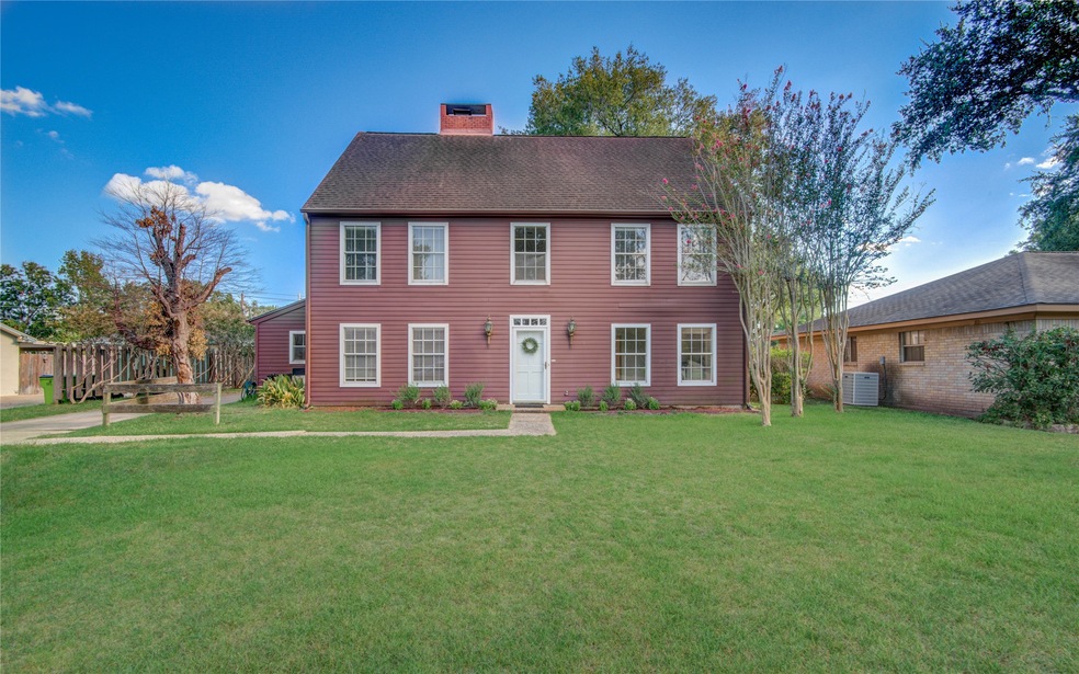 1807 Willow Dr, Richmond, TX 77469 - photo 1