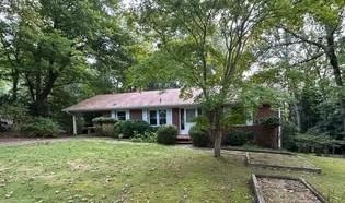 689 N Chestatee St, Dahlonega, GA 30533 - photo 1