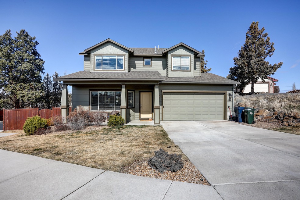 63367 Lamoine Ln, Bend, OR 97701 - photo 1