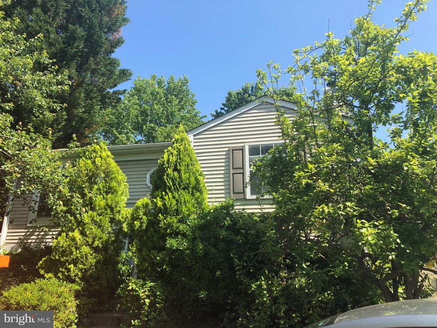 2406 Yarmouth Ln, Crofton, MD 21114 - photo 1