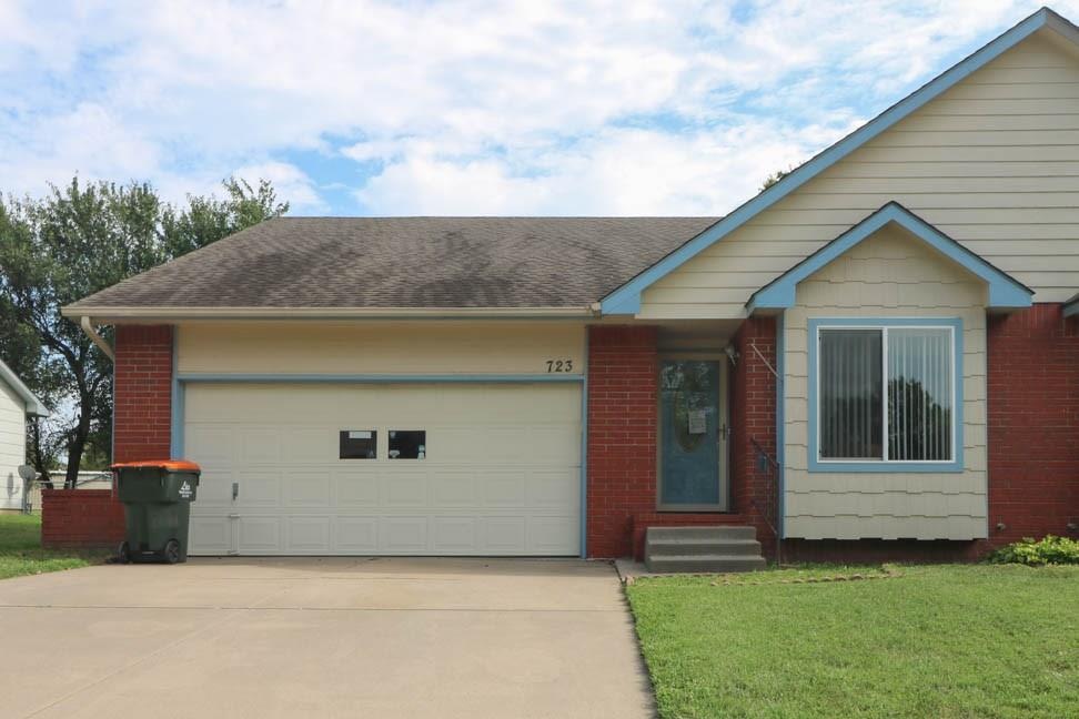 A twin home worth your look!