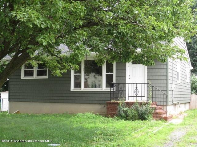 27 Perry St, Keyport, NJ 07735 - photo 1