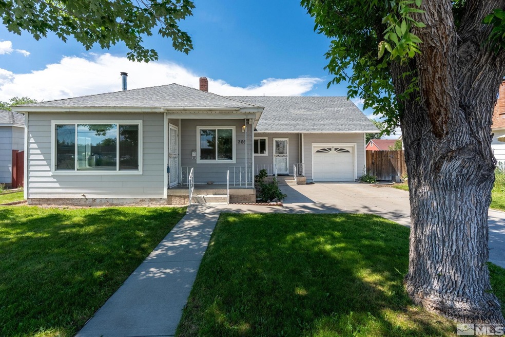 266 Prater Way, Sparks, NV 89431 - photo 1