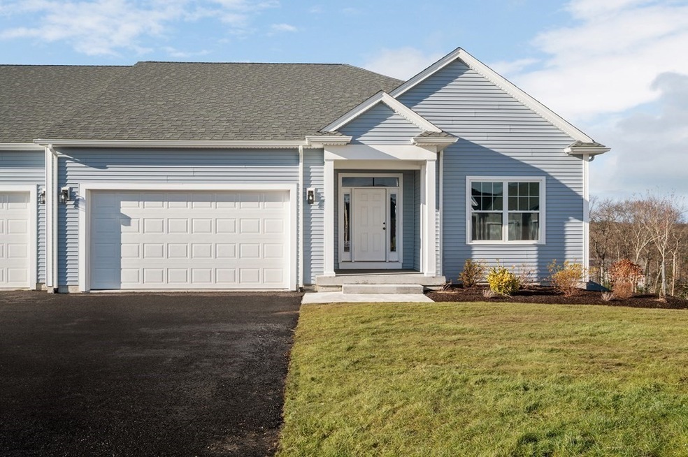 33 Crestwood Cir unit 45, Northbridge, MA 01588 - photo 1