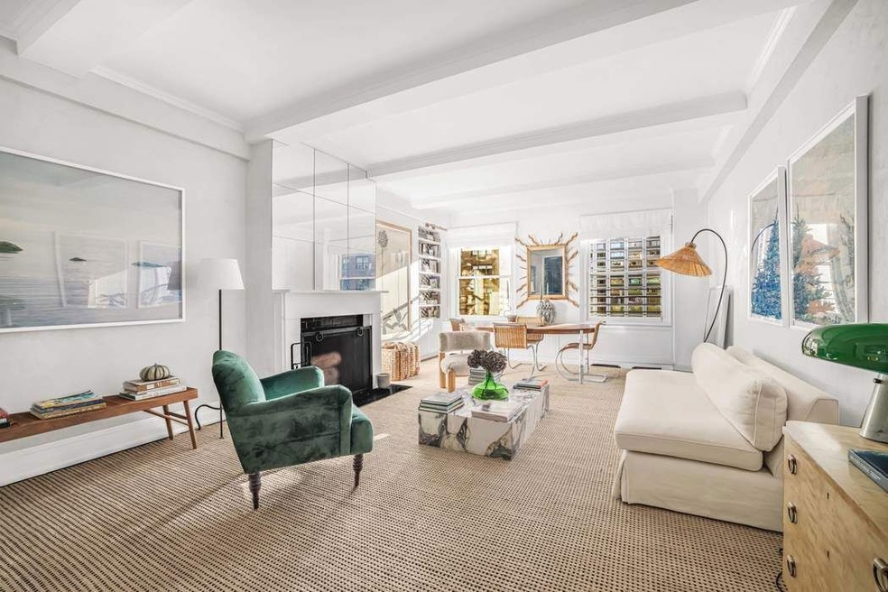 215 E 72nd St unit 10W, New York, NY 10021 - photo 1