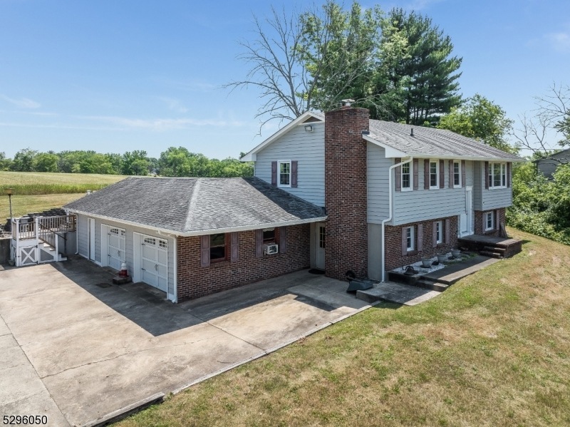 302 Reaville Rd, Ringoes, NJ 08551 - photo 1