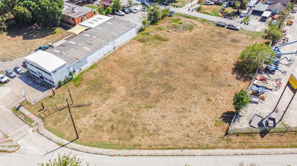 0 Fairway Dr unit 6792863, Houston, TX 77087 - photo 1