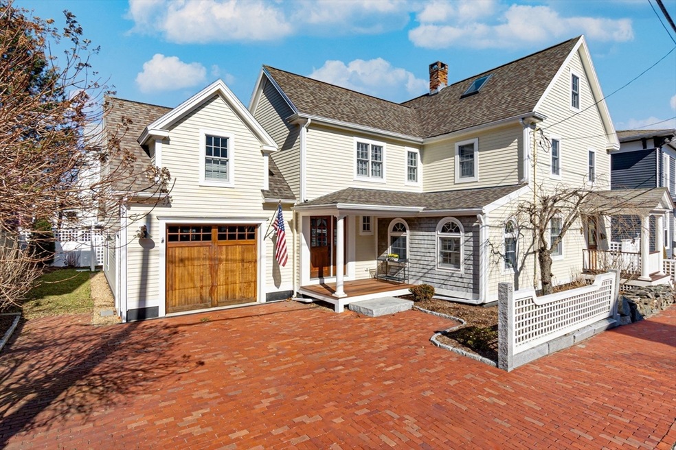 52 Boardman St, Newburyport, MA 01950 - photo 1