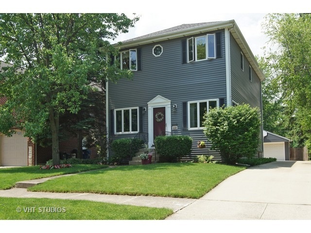 410 N Addison Ave, Elmhurst, IL 60126 - photo 1