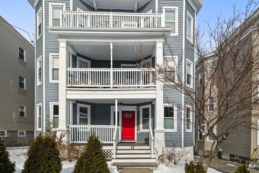 52 Lithgow St unit 1, Dorchester Center, MA 02124 - photo 1