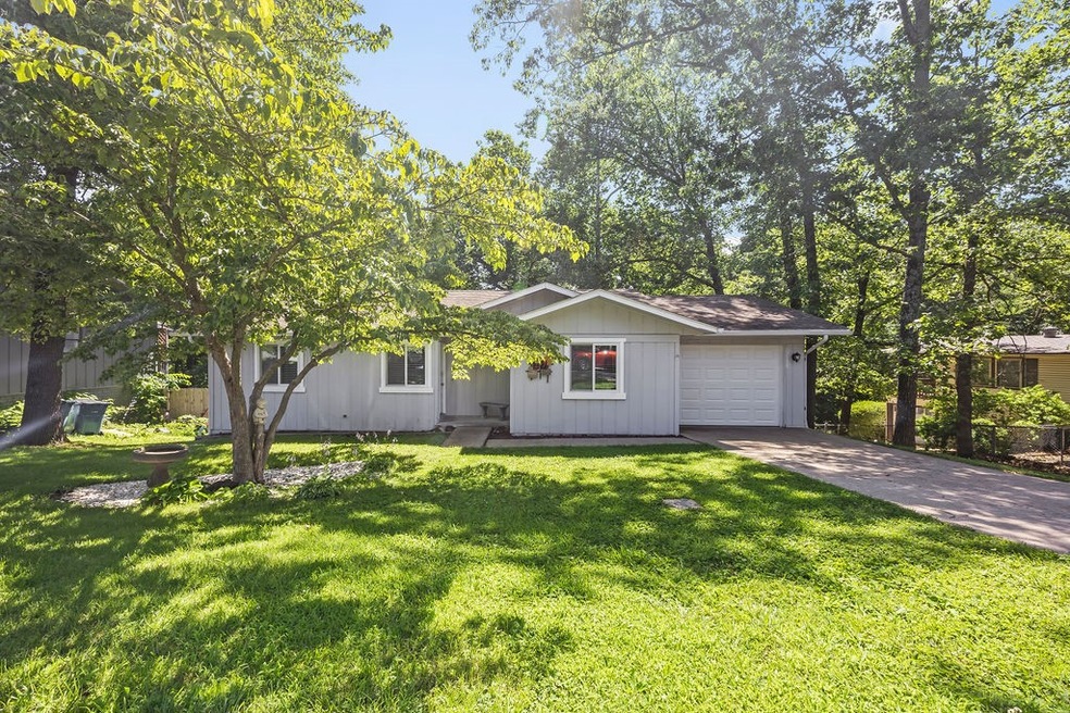 27 Hollow Way Dr, Bella Vista, AR 72715 - photo 1