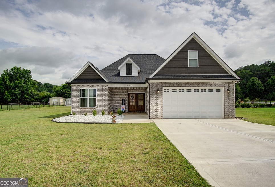 310 Burnt Hickory Ln, Calhoun, GA 30701 - photo 1