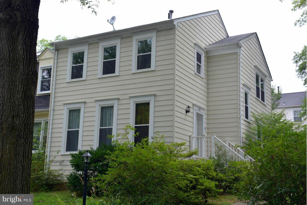 5430 High Tide Ct, Columbia, MD 21044 - photo 1