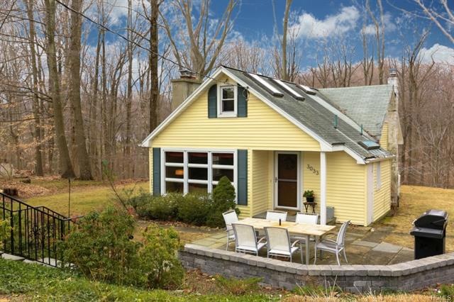 3033 Hickory St, Yorktown Heights, NY 10598 - photo 1