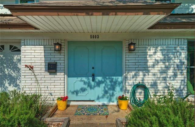 Three bedrooms, two and a half baths, and sellers 
