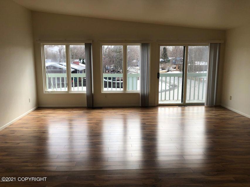 20190426184918006800000000-o