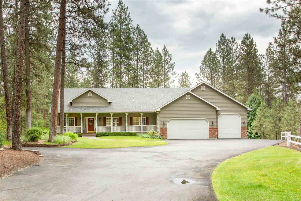 17402 N Brookside Ln, Colbert, WA 99005 - photo 1