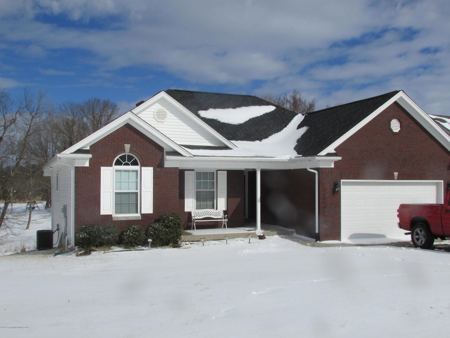 192 Crystal View Ct, Mount Washington, KY 40047 - photo 1