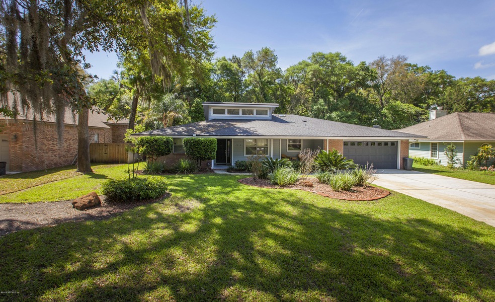 040915_2018_S_MaryeBrantLoop_31 Front sh