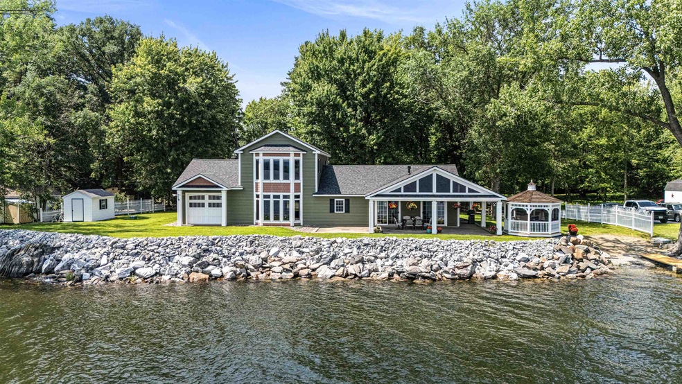 47 Old Shantee Point Rd, St. Albans Town, VT 05481 - photo 1