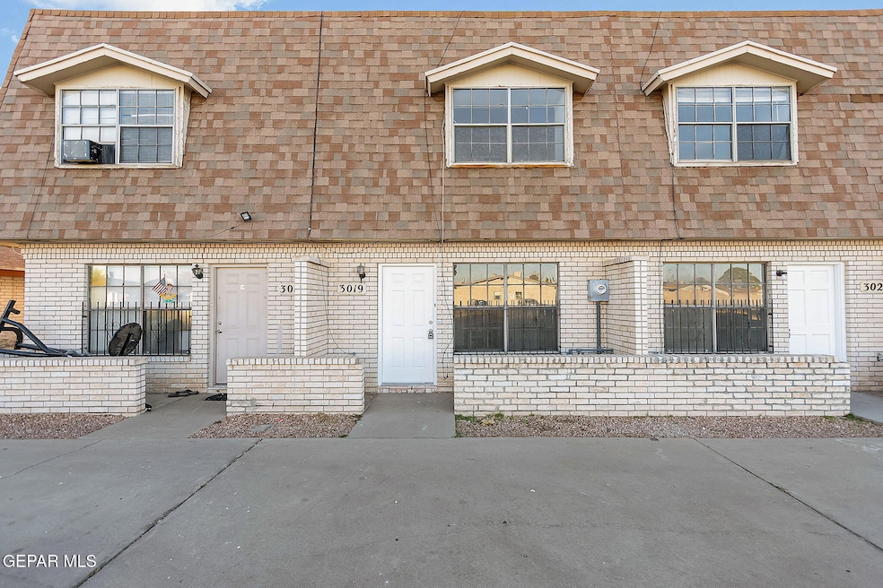 3019 E Glen Dr, El Paso, TX 79936 - photo 1