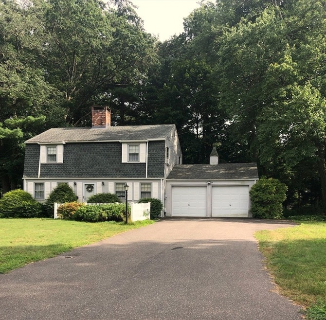 108 W Meadowview Rd, Holyoke, MA 01040 - photo 1