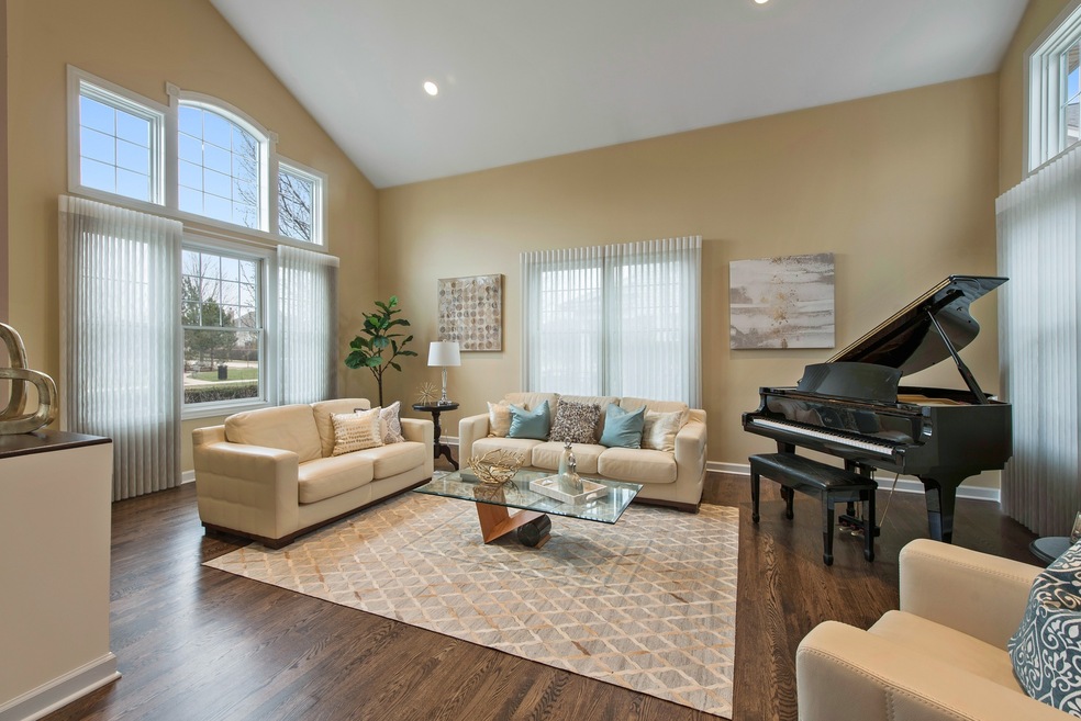 1667 Bluestem Ln, Glenview, IL 60026 - photo 1