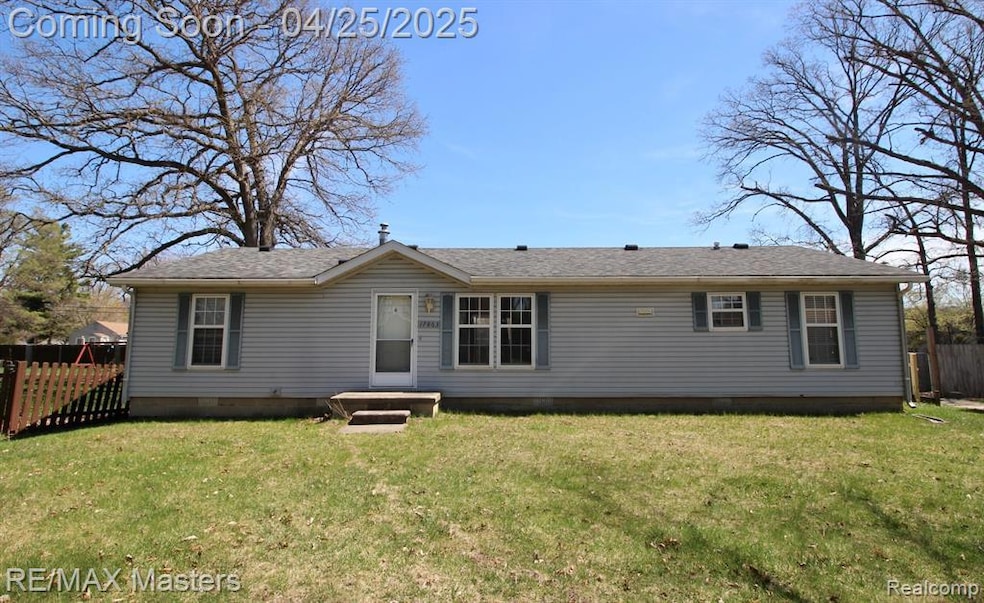 Welcome Home to 17863 Hazel in Brownstown Twp!