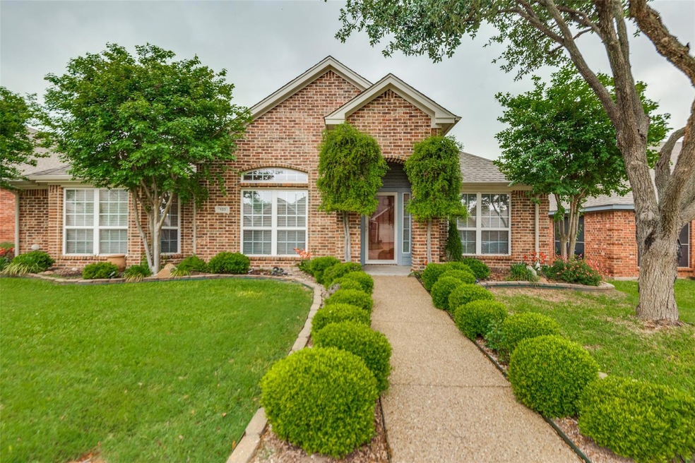 HOA maintains yard and trees including watering