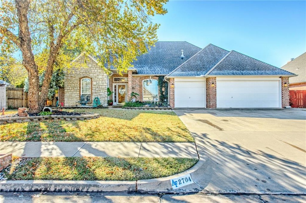 2704 Durland Dr, Edmond, OK 73012 - photo 1