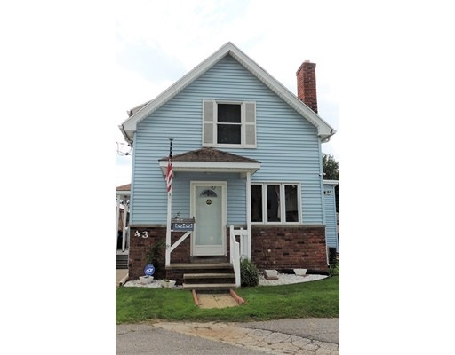 43 Pendexter Ave, Chicopee, MA 01013 - photo 1