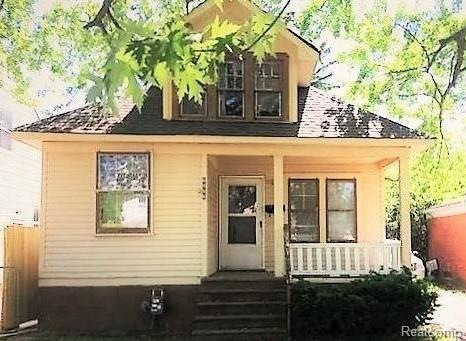 Front of Grandville home