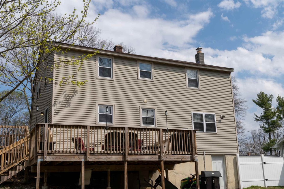 5 Gordon Rd, Derry, NH 03038 - photo 1