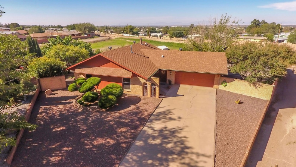 2900 Hopi Trail, Alamogordo, NM 88310 - photo 1