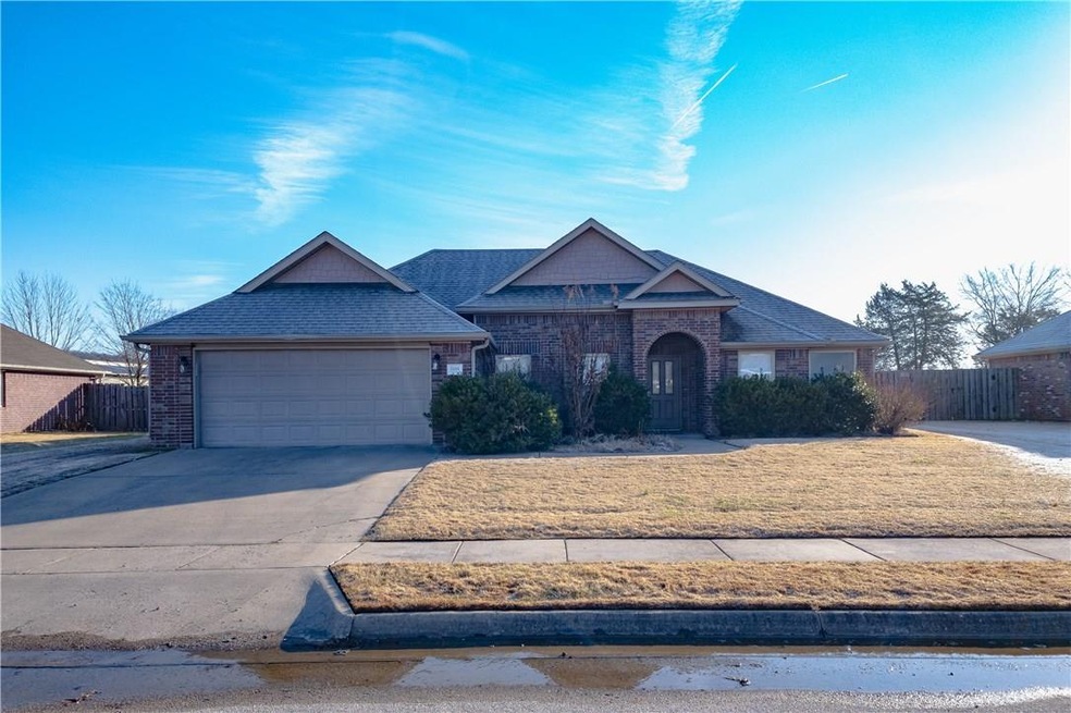 2366 Stonecrest Dr, Fayetteville, AR 72701 - photo 1