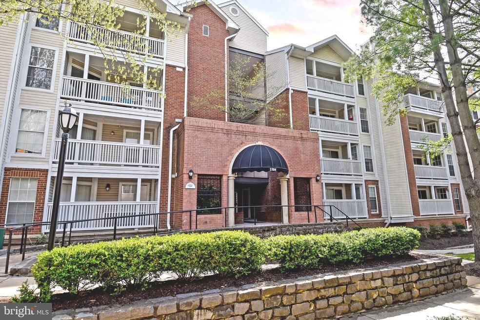 1504 Lincoln Way unit 204, McLean, VA 22102 - photo 1